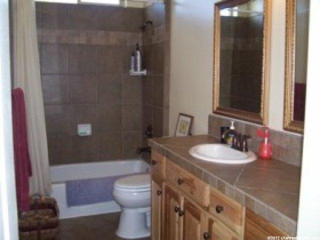 5641 Fox Chase Dr, South Ogden, UT 84403 — photo 12