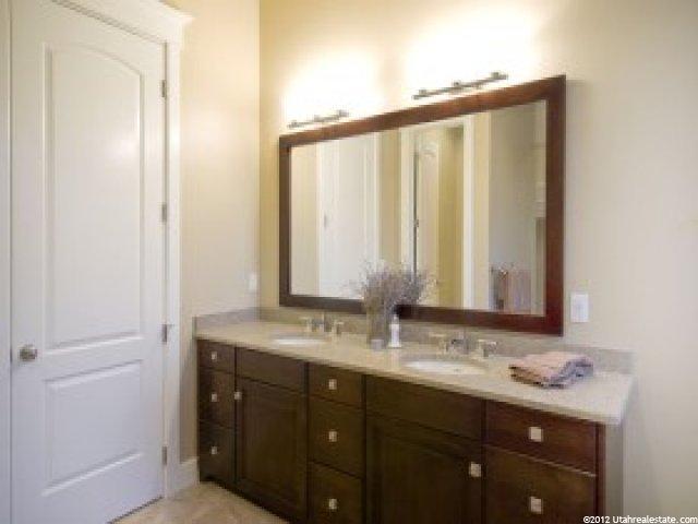 4733 S Hidden Woods Ln E, Murray, UT 84107 — photo 10