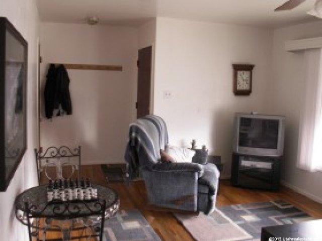 324 E 4525 S, Washington Terrace, UT 84405 — photo 2