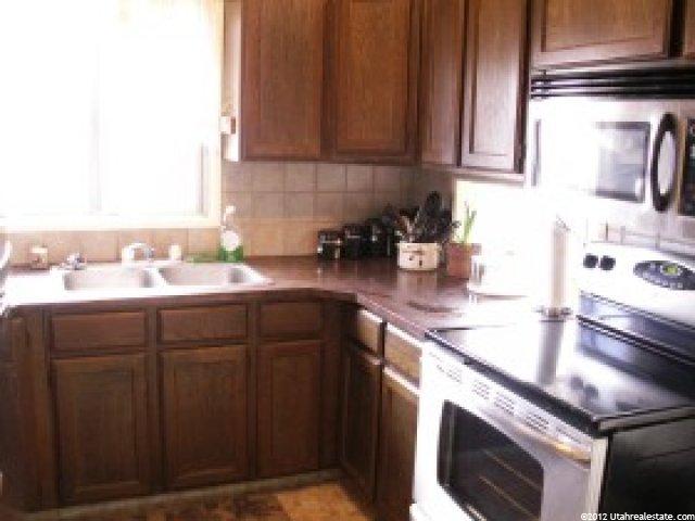 324 E 4525 S, Washington Terrace, UT 84405 — photo 3