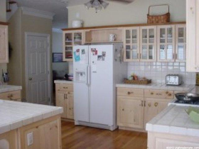 3527 Chalet Dr, Santa Clara, UT 84765 — photo 4