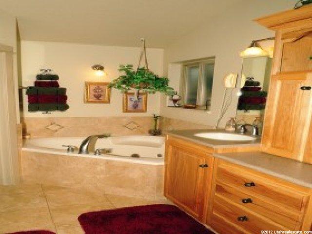 1867 E Hwy 101, Nibley, UT 84321 — photo 7