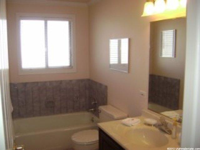 2052 W 4600 S, Roy, UT 84067 — photo 5