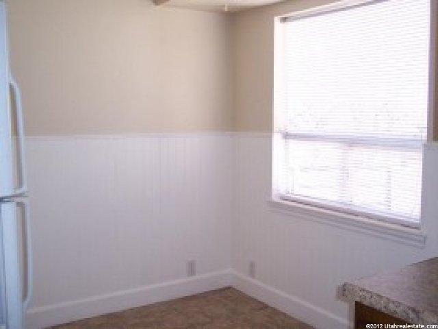 103 Ross Dr, Clearfield, UT 84015 — photo 4