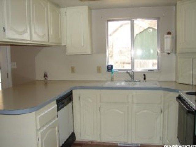 18 N 1300 W, Clearfield, UT 84015 — photo 2