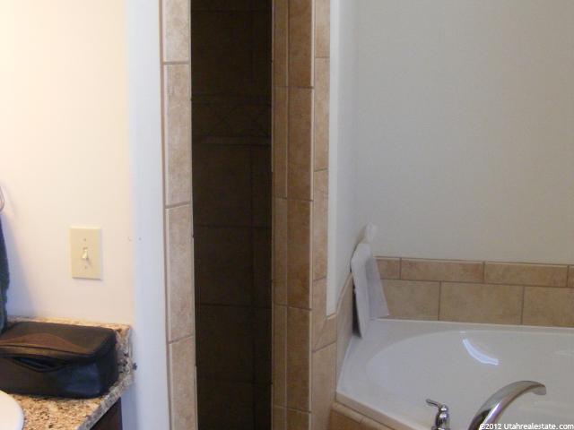 220 E Poplar Ct, Garland, UT 84312 — photo 6