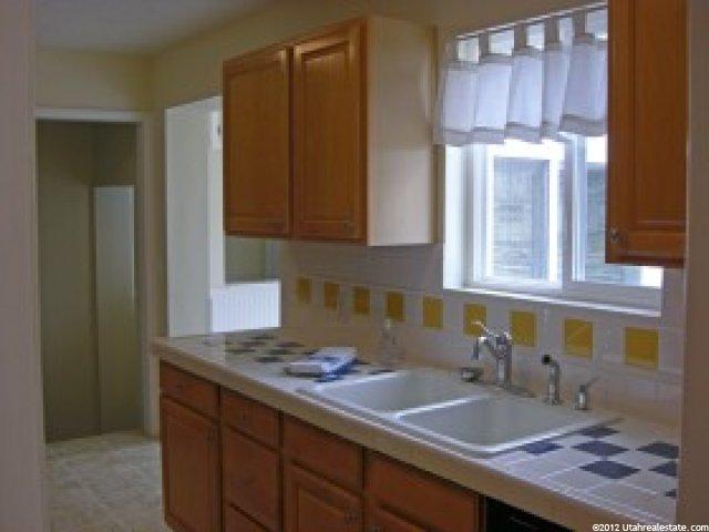 2253 S 200 E, Bountiful, UT 84010 — photo 3