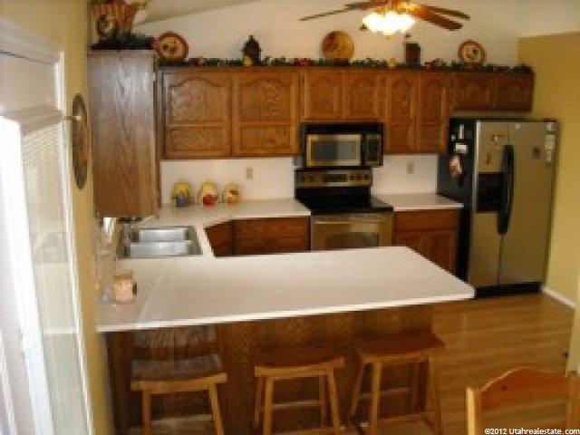 5006 S 3375 W, Roy, UT 84067 — photo 3