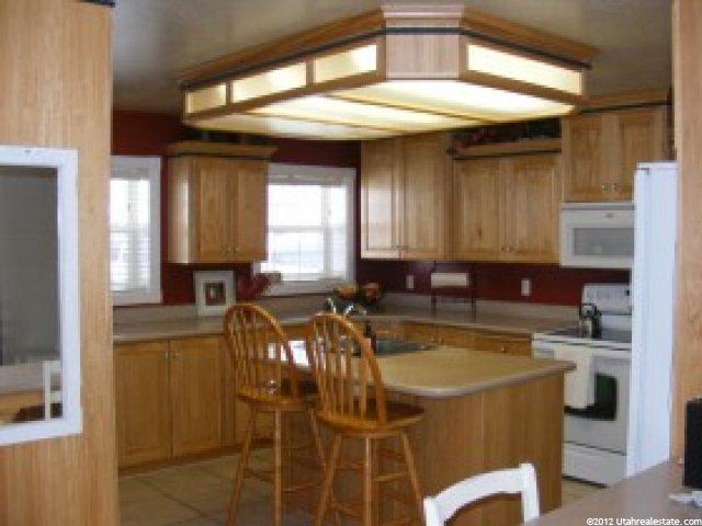 425 E Oneida St, Preston, ID 83263 — photo 3