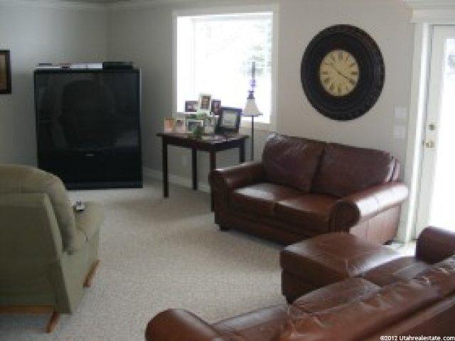 425 E Oneida St, Preston, ID 83263 — photo 5