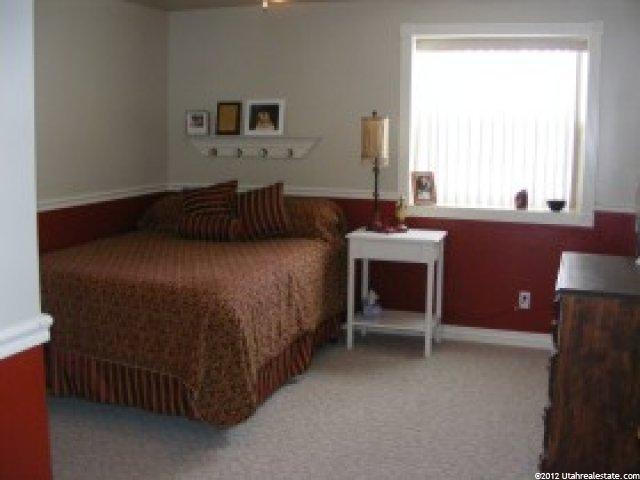 425 E Oneida St, Preston, ID 83263 — photo 9