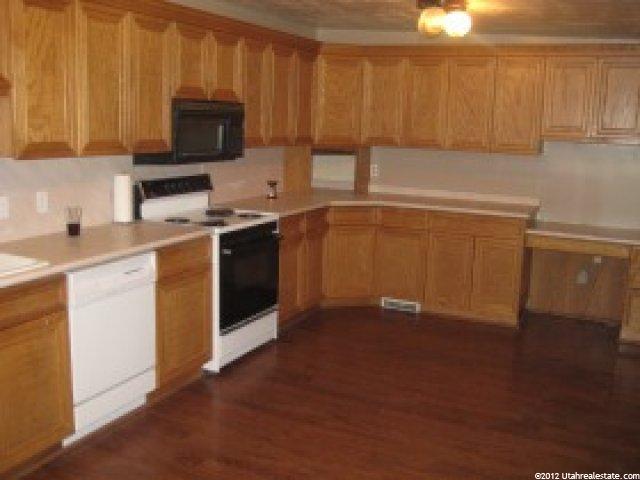 601 W Capri Dr, Murray, UT 84123 — photo 2
