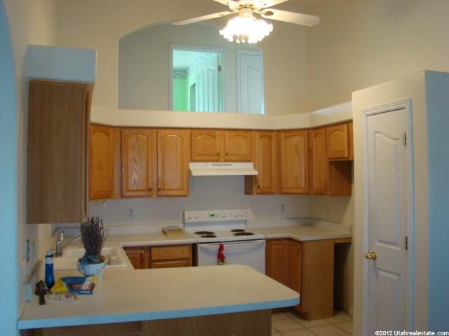 1045 W 400 S, Layton, UT 84041 — photo 4