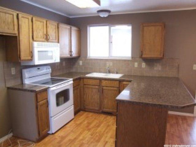 477 W 2425 N, Harrisville, UT 84414 — photo 3