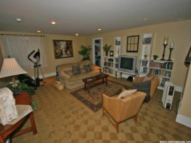 330 S Meadow Ln, Providence, UT 84332 — photo 7