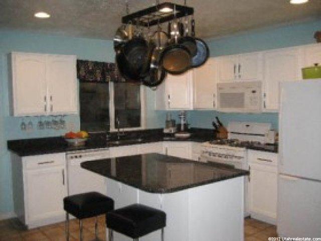 1006 N 780 W, Clinton, UT 84015 — photo 2