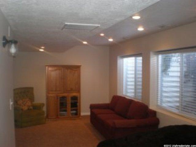 1353 S Stonebridge Dr, Layton, UT 84041 — photo 5