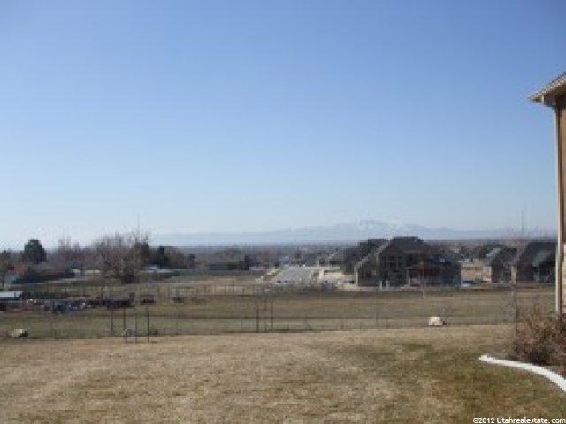 518 Ridge Rd, Layton, UT 84040 — photo 8