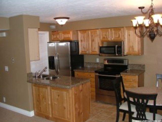 2095 S Main St #8, Bountiful, UT 84010 — photo 5