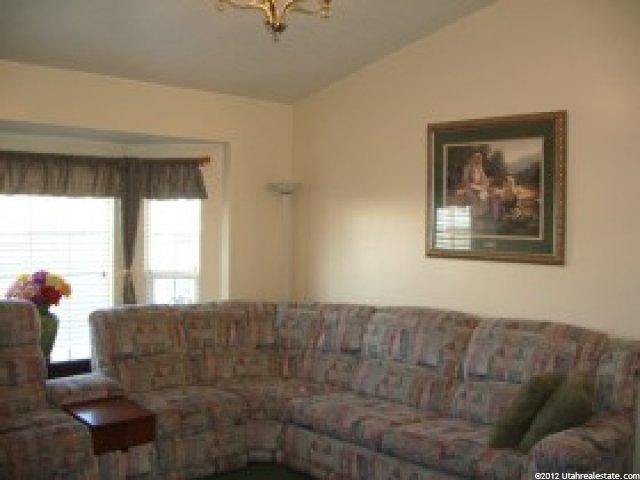 1649 N 2615 W, Clinton, UT 84015 — photo 2