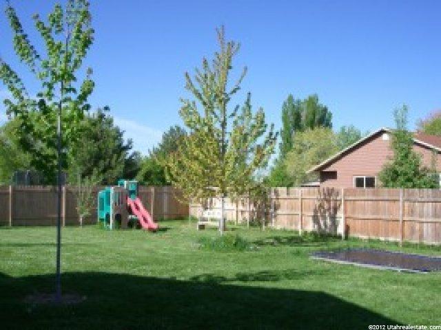 1649 N 2615 W, Clinton, UT 84015 — photo 11