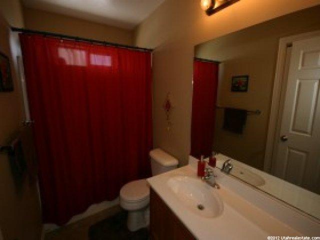 130 E 450 N, Hyde Park, UT 84318 — photo 12