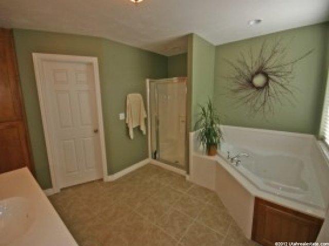130 E 450 N, Hyde Park, UT 84318 — photo 4