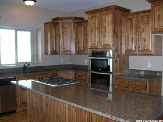 482 N 1375 E, Layton, UT 84040 — photo 2