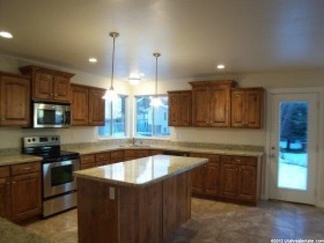 1324 E St Joseph St, Layton, UT 84040 — photo 2