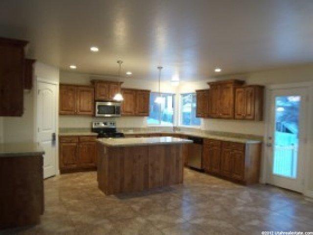 1324 E St Joseph St, Layton, UT 84040 — photo 3