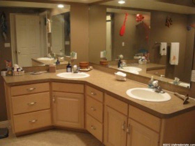 3826 W 5700 S, Roy, UT 84067 — photo 9
