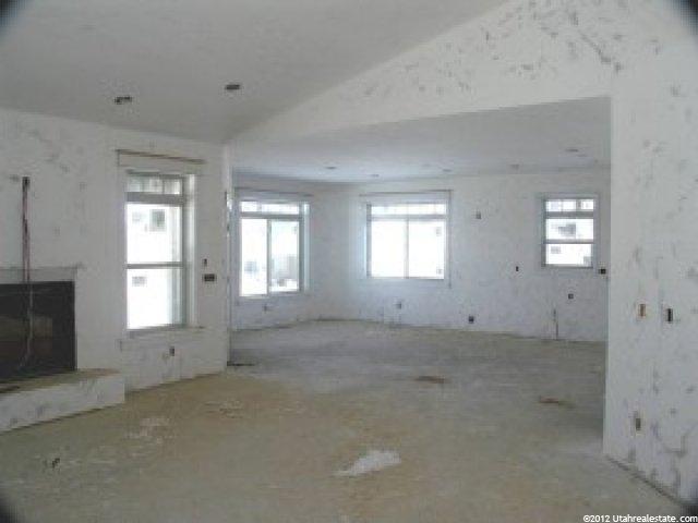 649 S 450 E, Hyde Park, UT 84318 — photo 3