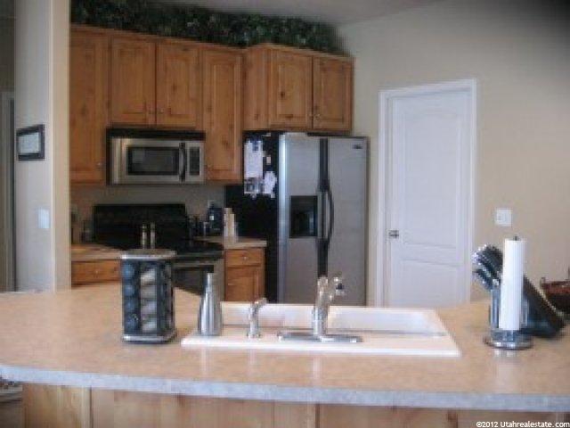2544 W 2450 N, Clinton, UT 84015 — photo 3