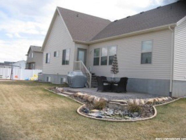 2544 W 2450 N, Clinton, UT 84015 — photo 12