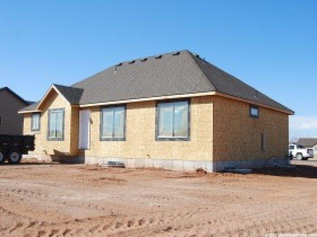 88 E 1875 S, Roosevelt, UT 84066 — photo 2