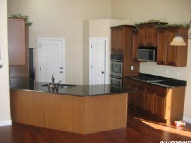 341 W 2000 S, Orem, UT 84058 — photo 4