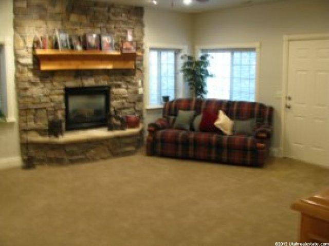 671 S 1840 E, Springville, UT 84663 — photo 9