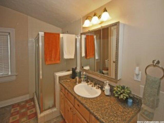 11663 S Eagle Bend Rd E, Sandy, UT 84094 — photo 2