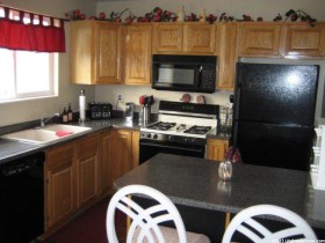 2493 W 1850 N, Clinton, UT 84015 — photo 3