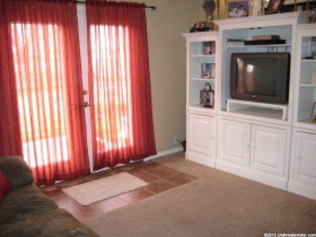 2493 W 1850 N, Clinton, UT 84015 — photo 8