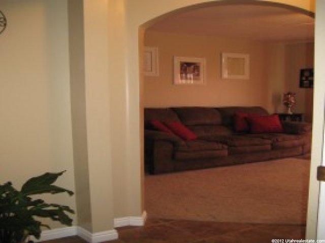 2493 W 1850 N, Clinton, UT 84015 — photo 9