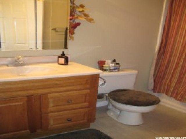 2493 W 1850 N, Clinton, UT 84015 — photo 10
