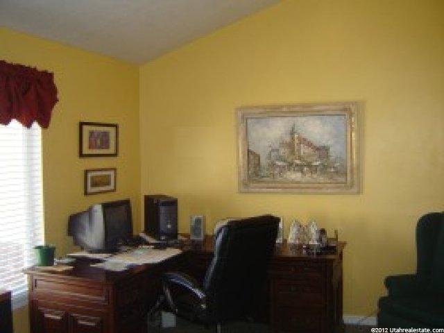 957 N 3500 W, Layton, UT 84041 — photo 2