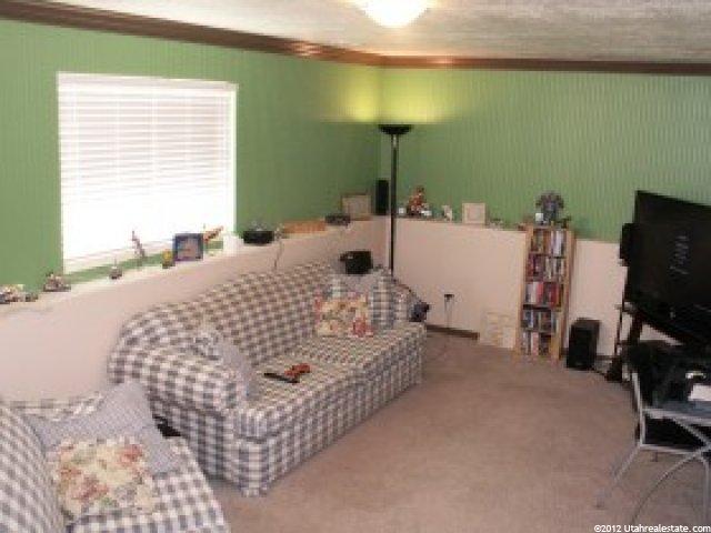 2002 N 1615 W, Clinton, UT 84015 — photo 8