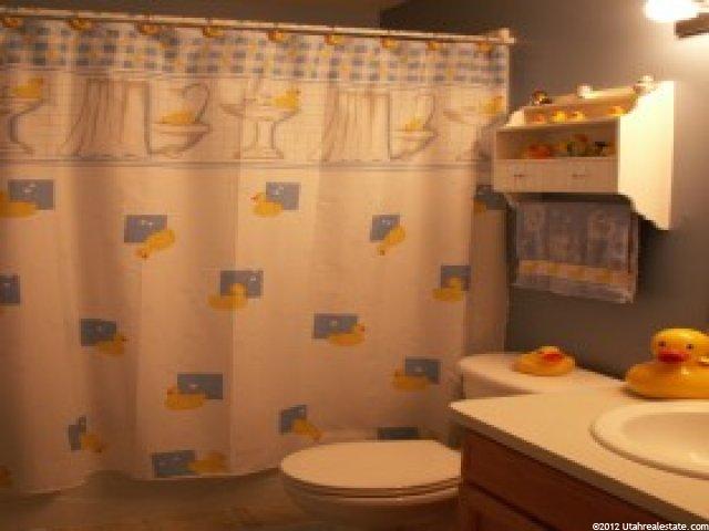 2002 N 1615 W, Clinton, UT 84015 — photo 10