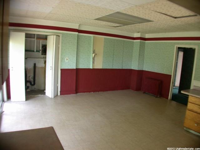 1002 S Main St, Springville, UT 84663 — photo 4