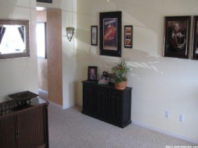 1645 E Sara Ln S, Ogden, UT 84404 — photo 2