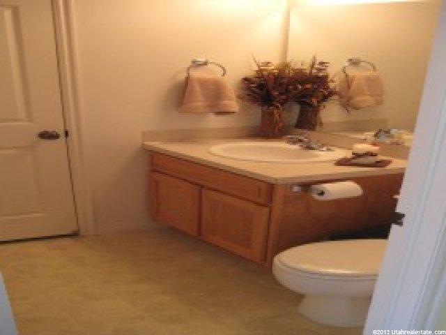 1645 E Sara Ln S, Ogden, UT 84404 — photo 5