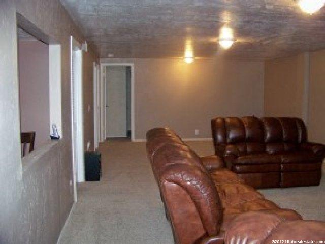 9686 Buttonwood Dr, Sandy, UT 84092 — photo 11