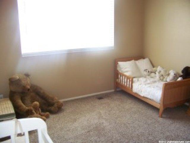 9686 Buttonwood Dr, Sandy, UT 84092 — photo 6